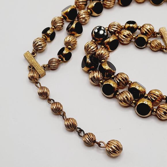 Vintage Two Strand Gold Plated & Black Bead Necklace 16” including Extender - Picture 11 of 13